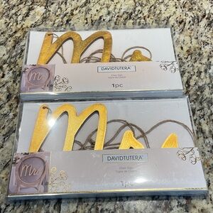 David Tutera Gold Chair Sign Duo